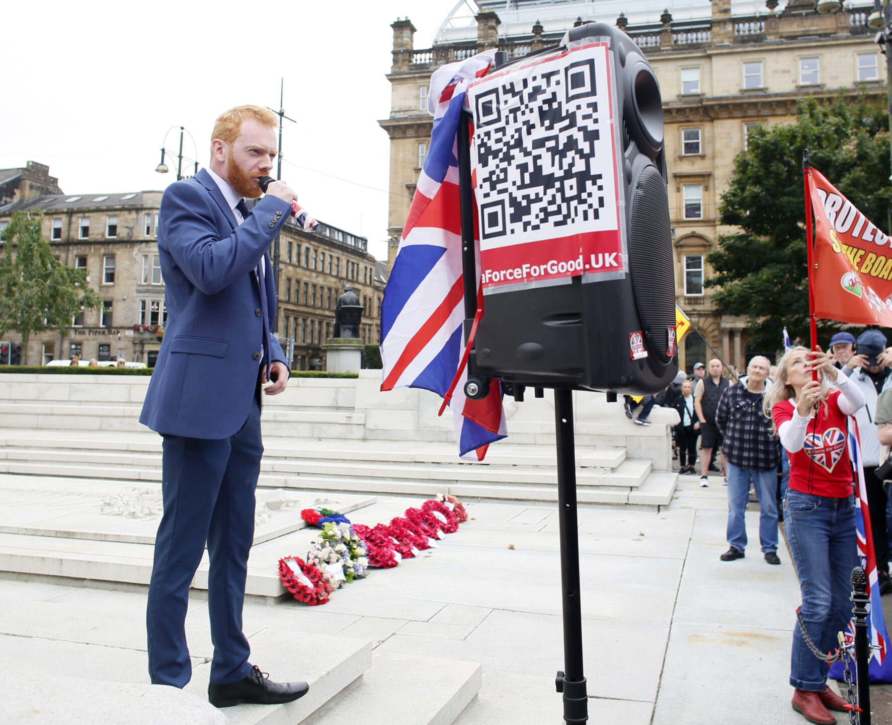 Anti immigration protest, George Square Glasgow.
