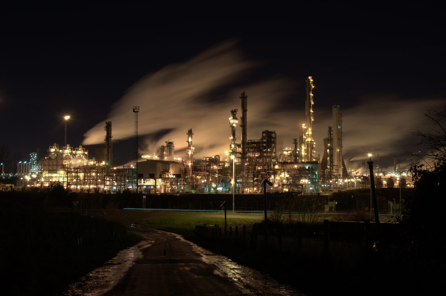 Environmental regulator accused of law breaking over pollution