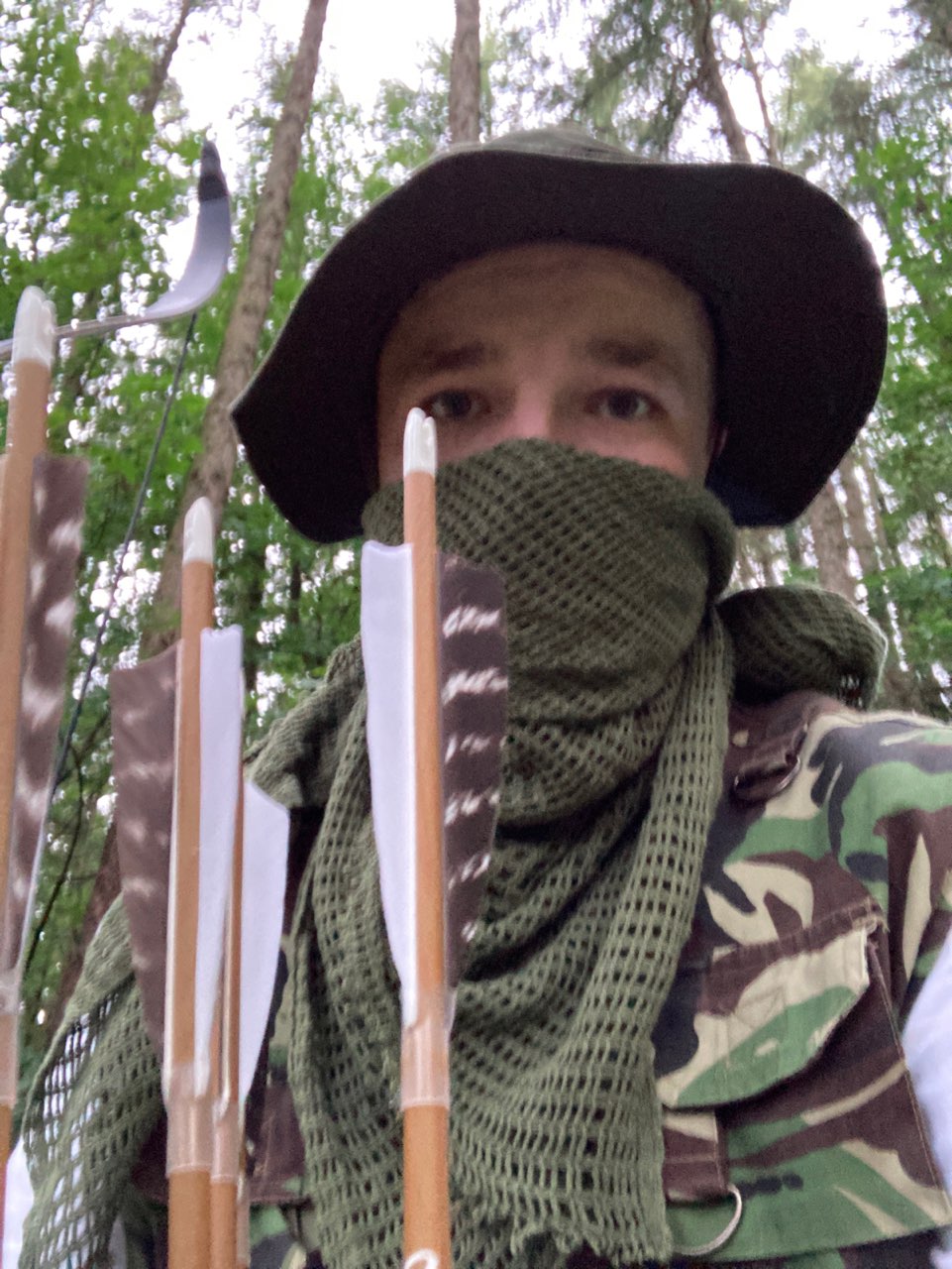 Far right figure who posed with weapons is Scots party activist